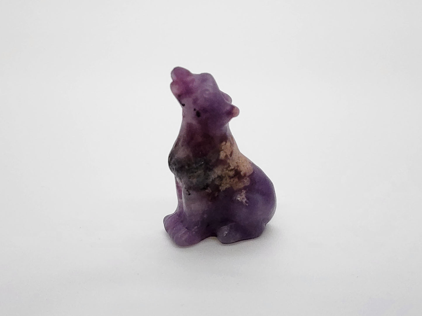 Carving - Small Howling Wolf - Multiple Stone Options - 40mm/1.5"