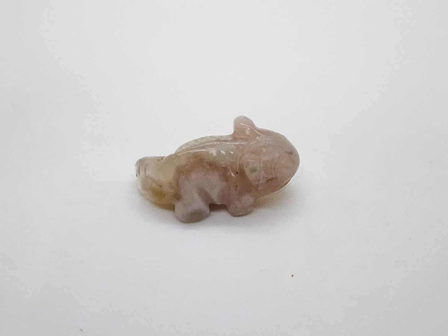 Carving - Tiny Axolotl - Multiple Stone Options - 29mm\1.1"