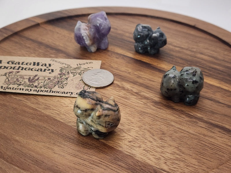 Carving - Bulbasaur - Multiple Stone Options - 30mm/1.1"